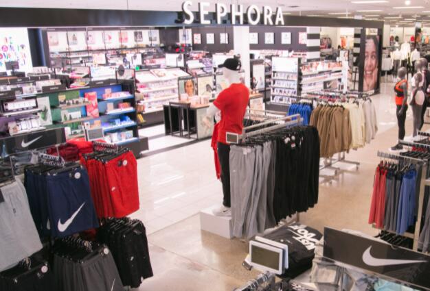 Kohl's和Sephora正式启动了他们的零售合作伙伴关系