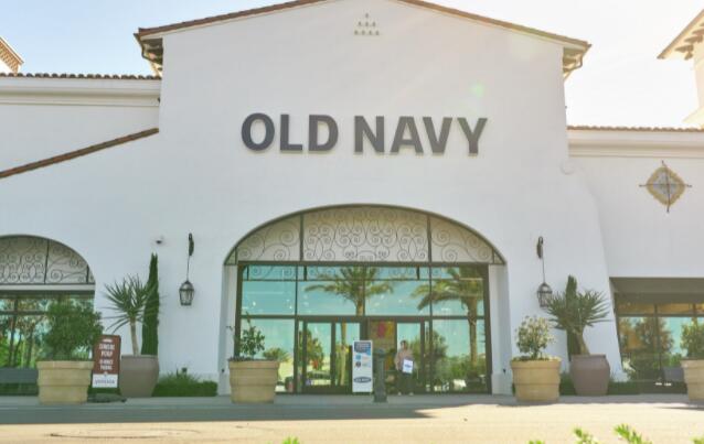Old Navy和Athleta品牌继续为这家专业零售商提供稳健的销售增长和利润率扩张