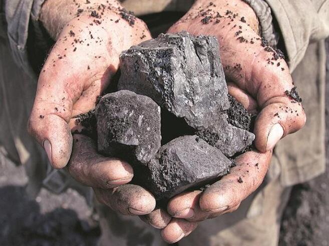 印度煤炭工会在早期谈判中寻求将工人工资提高50%