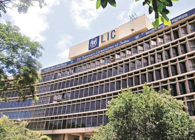 印度16家商业银行在争夺LIC首次公开募股的首席经理 政府可能会选择10家