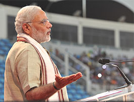 PM Modi解决了印度特派团举行符合