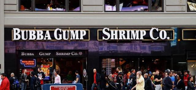 每次你在Bubba Gump Shrimp或Morton’s吃饭时你很快就能赚取比特币