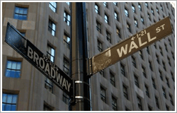 华尔街最终结束;纳斯达克综合收益0.5％