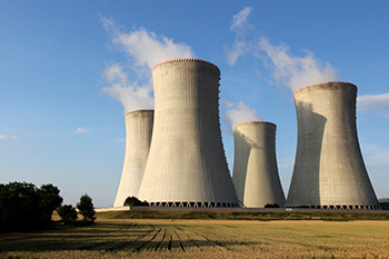 '在印度核电：通过10堆反应堆创造33k的工作创作