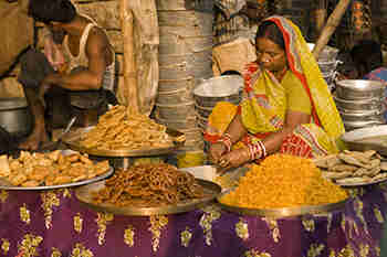 印度农村的女性消费者：37％的农村妇女消费者自己赚取购买