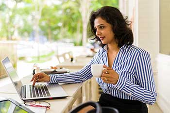 只有5％的雇主看到印度女性领导人崛起：TimesJobs学习