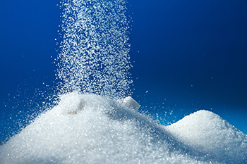 糖库存变得苦涩; Oudh Sugar Mills跌至7％