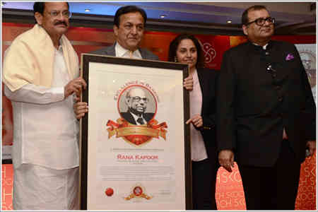 Rana Kapoor荣获'C.rangarajan在银行卓越奖