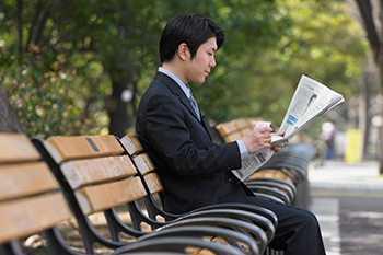 外国投资者从资本市场和当天的其他顶级经济新闻中取出了大规模的350亿美元