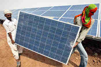 太阳能向未来发电;世界银行集团有助于扩大太阳能