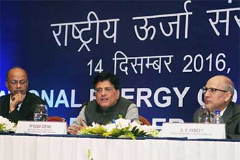 NTPC取代25岁的电厂，拥有50,​​000卢比的投资：Piyush Goyal.