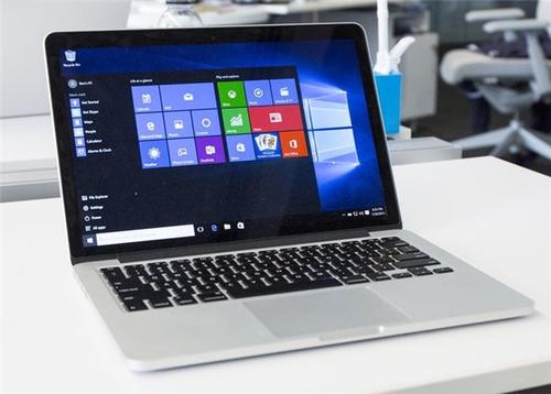 开发商成功安装微软新的双屏幕Windows 10X操作系统在一