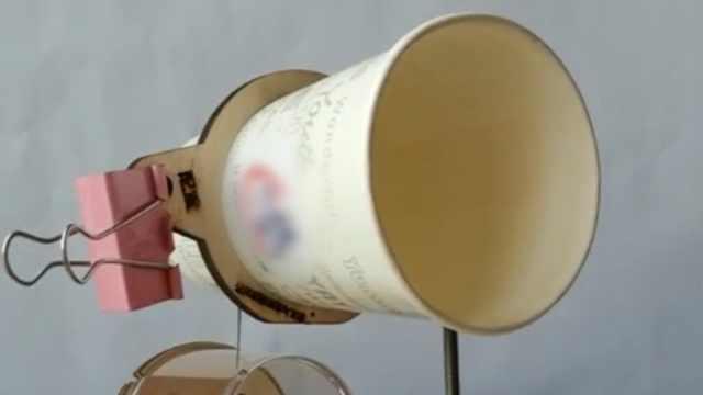 物理老师演示纸杯留声机走红 让学生明白创造的重要性