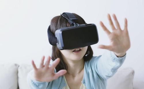 VR假期让您不会被困在家里 从而感到舒适