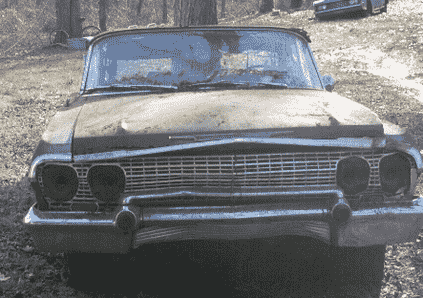 1963年的雪佛兰黑斑羚森林之王看起来像它忘记了柏油碎石油的感觉