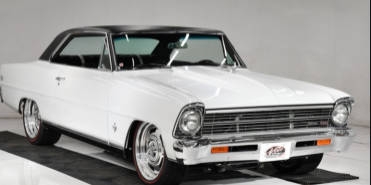 雪佛兰在1967年车型年生产的Nova SS两门硬顶汽车不到10100辆