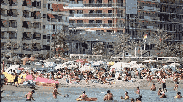 西班牙在海岸上买房子比一年前贵了6.1%