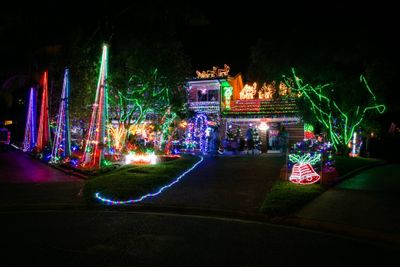 悉尼最好的房子有圣诞灯