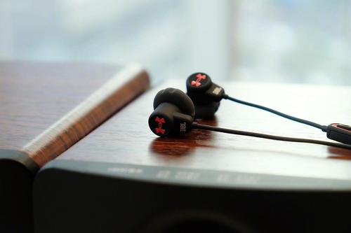 科技在线：有机会购买InfinityJBL的最新耳机和扬声器折扣高达60％