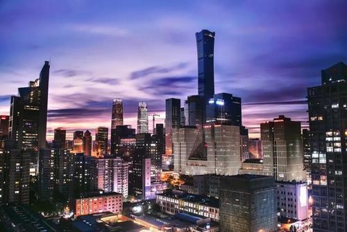 上海连续三年GDP增速放缓 如何培育新的发动机