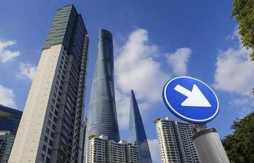 深圳人买房的时候和整个城市的发展风格截然相反