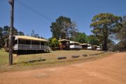 整个西澳大利亚小镇包括20间小屋价格为$ 635,000