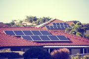 西悉尼郊区增加太阳能电池板作为能源成本