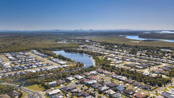 澳大利亚有12个Sandstone Lakes房屋出售