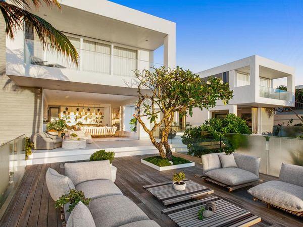 凯文路德和特蕾丝赖恩以1700万美元的价格购买了阳光海岸住宅