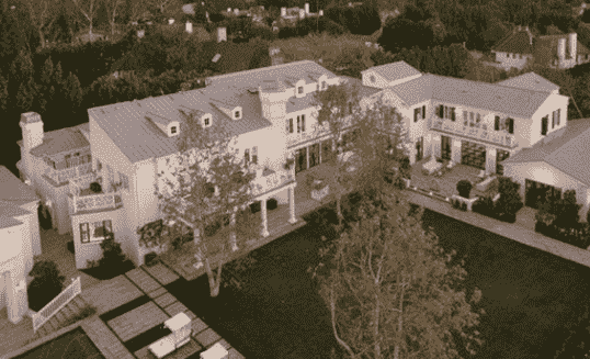 詹姆斯·帕克以8000万美元的价格收购了新的洛杉矶住宅