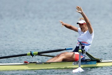澳大利亚赛艇的奥运金牌工厂向吉朗投资者出售