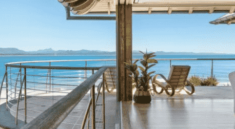 杰夫摩根以近2200万美元的价格出售拜伦湾的房子
