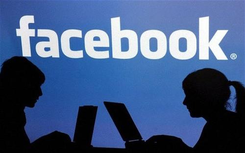 科技在线：Facebook努力恢复因隐私丑闻而失去的用户信任的方式之一