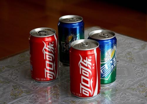 研究表明青少年每年都喝一瓶含糖饮料