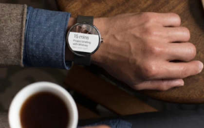 科技推荐：摩托罗拉和LG浪费时间宣布他们的AndroidWear智能手表