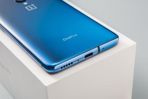 科技推荐：OnePlus7Pro中的6.64英寸面板和弹出式摄像头等其他方面也不足为奇