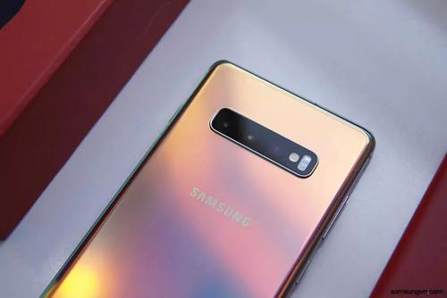 科技推荐：三星GalaxyS11+108百万像素相机功能泄漏