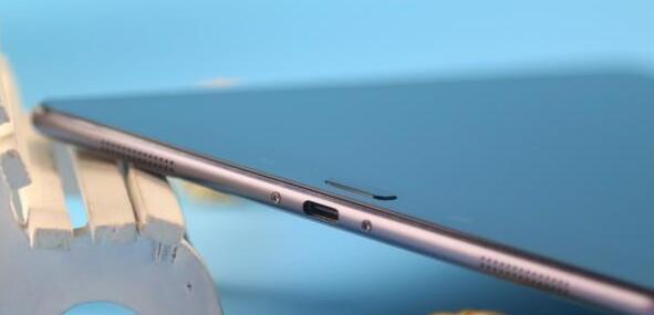 科技推荐：评测华硕ZenPad3S10怎么样以及iPad4怎么升级iOS10正式版